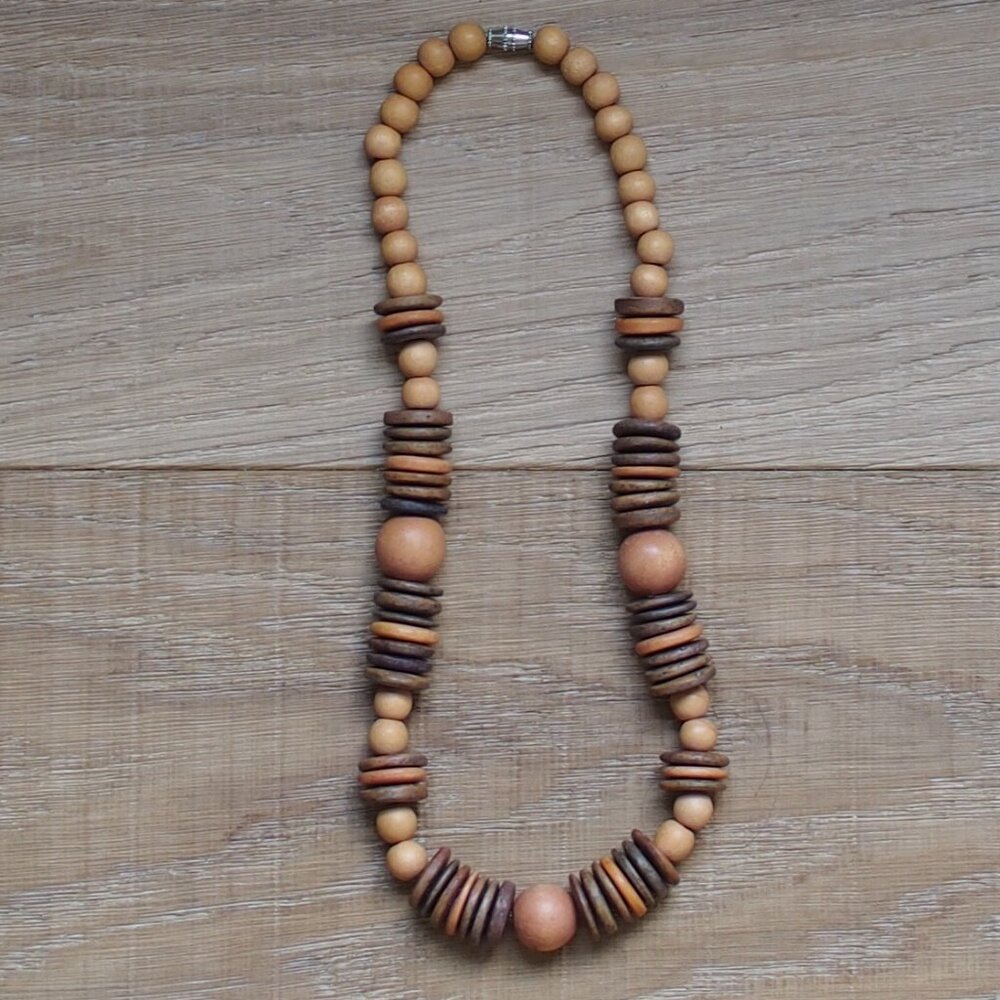 🌷Wood Bead Necklace